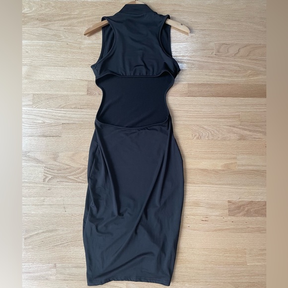 Black Cut Out Bodycon Dress Size Medium NEW Without Tags - Picture 4 of 7